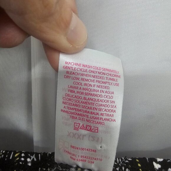 No Boundaries Black White Floral Halter Jumpsuit Boho Crochet Wide Leg 3XL - Picture 9 of 10